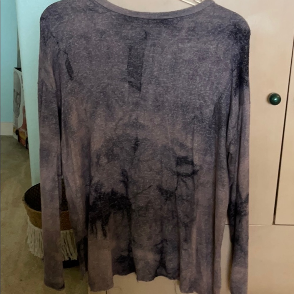 Sweater - Picture 3 of 3